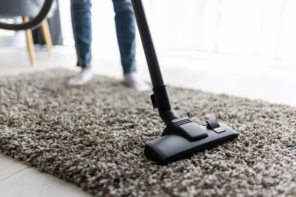 Professional carpet steam cleaning service in Bendigo by Brillix Group